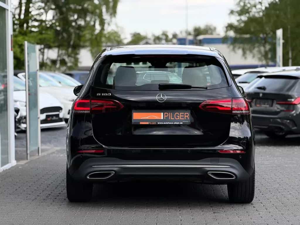 Mercedes-Benz B-Class Edition*CarPlay*PDC*Kamera*Temp*LED*Leder 11/2019-photo-4