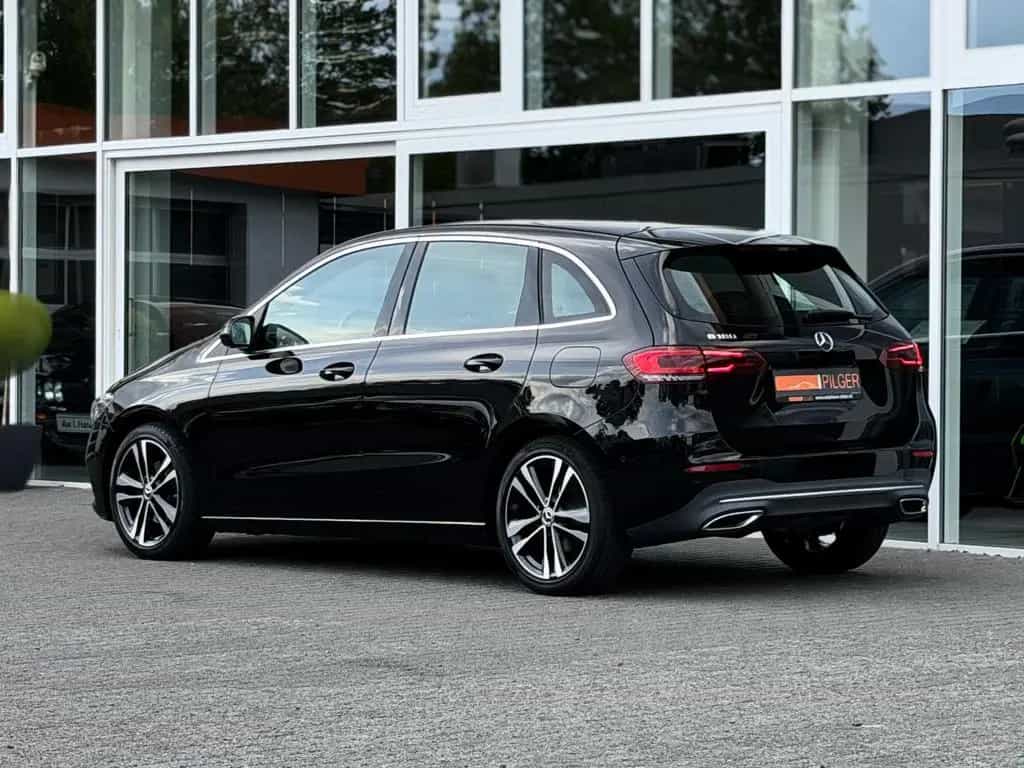 Mercedes-Benz B-Class Edition*CarPlay*PDC*Kamera*Temp*LED*Leder 11/2019-photo-5