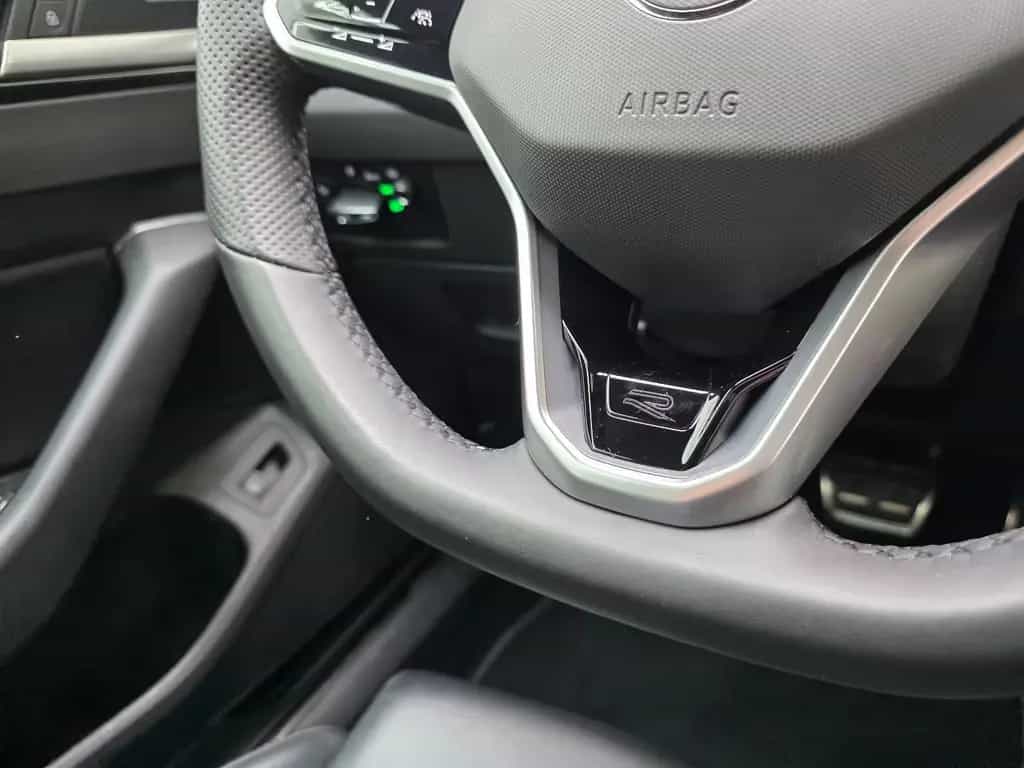 Volkswagen Arteon R-Line 4Motion Pano Stand-Hzg H&K Leder 11/2020-photo-24