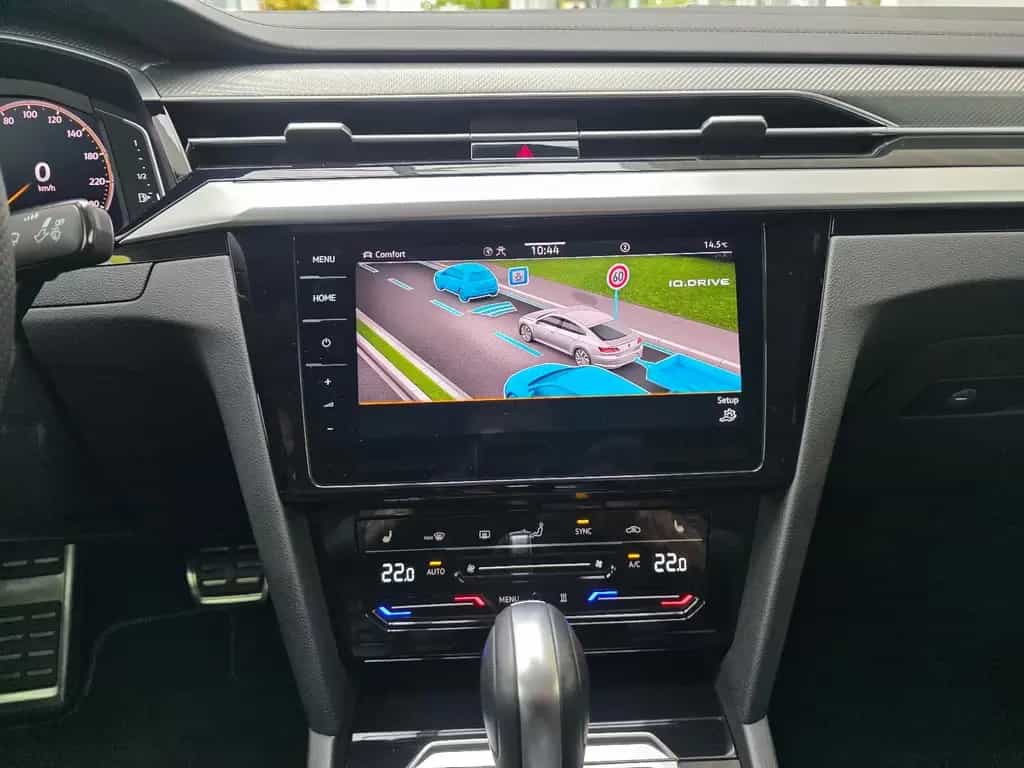 Volkswagen Arteon R-Line 4Motion Pano Stand-Hzg H&K Leder 11/2020-photo-40