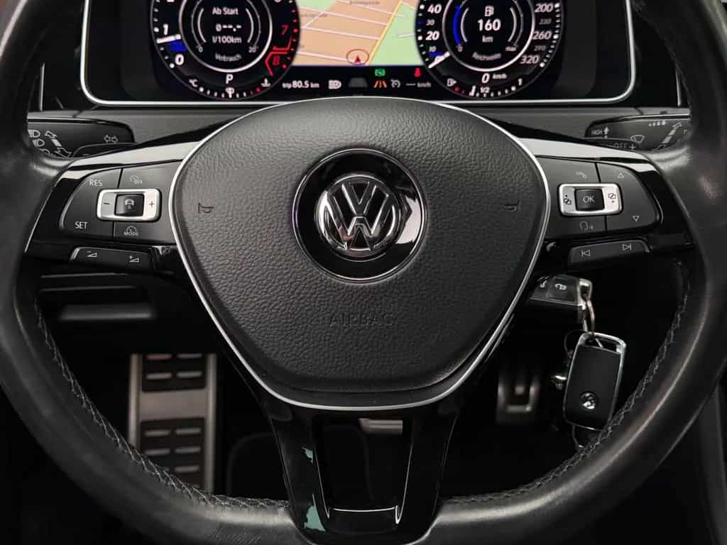 Volkswagen Golf VII Lim. Highline 05/2017-photo-12
