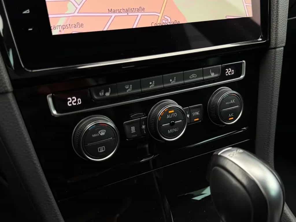 Volkswagen Golf VII Lim. Highline 05/2017-photo-15