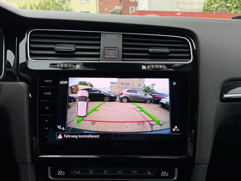 Volkswagen Golf VII Lim. Highline 05/2017-photo-16