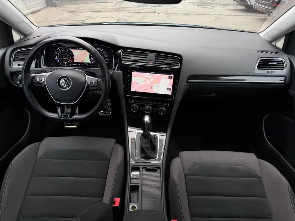 Volkswagen Golf VII Lim. Highline 05/2017-photo-24