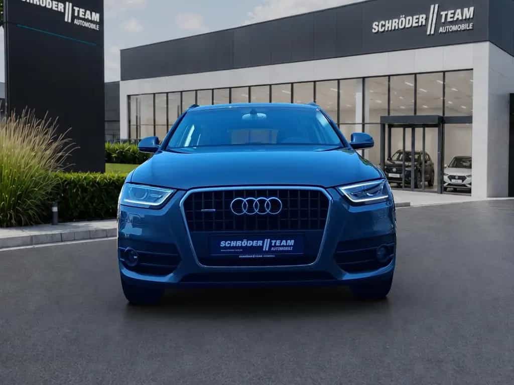 Audi Q3 2,0l TFSI quattro 03/2013-photo-1