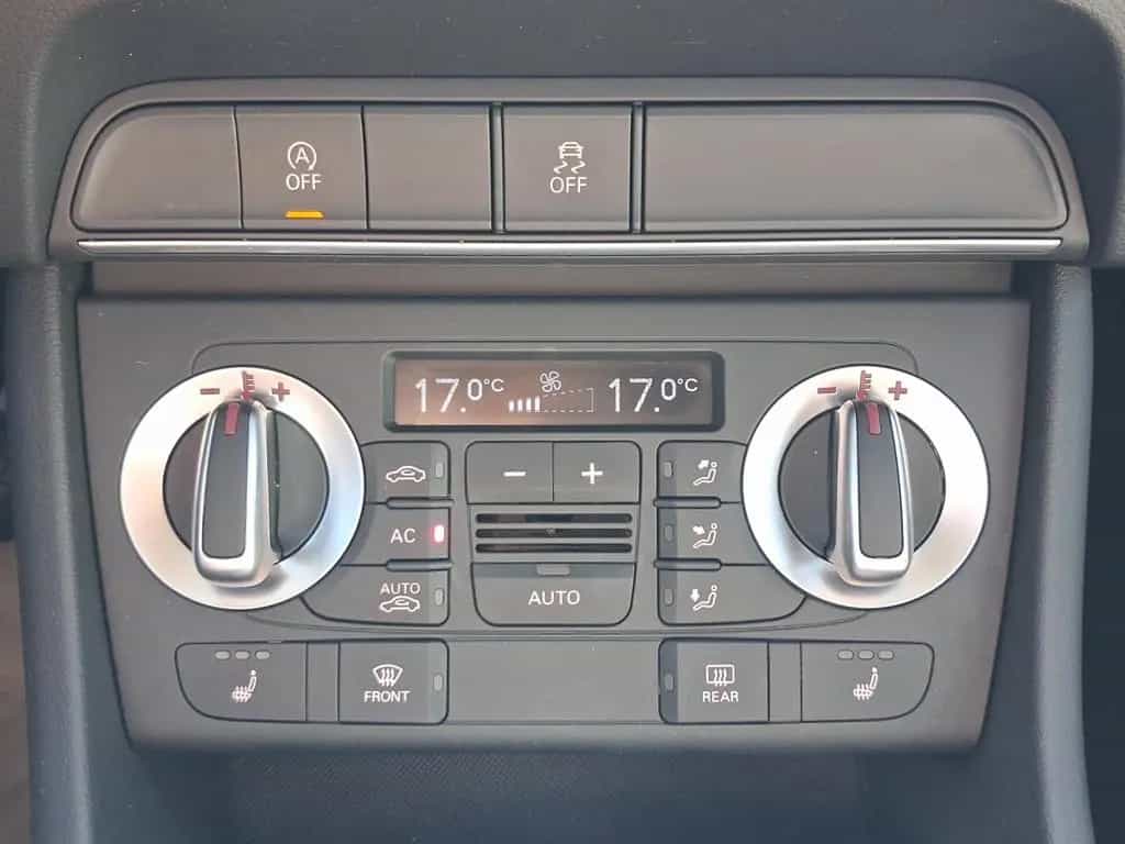 Audi Q3 2,0l TFSI quattro 03/2013-photo-14