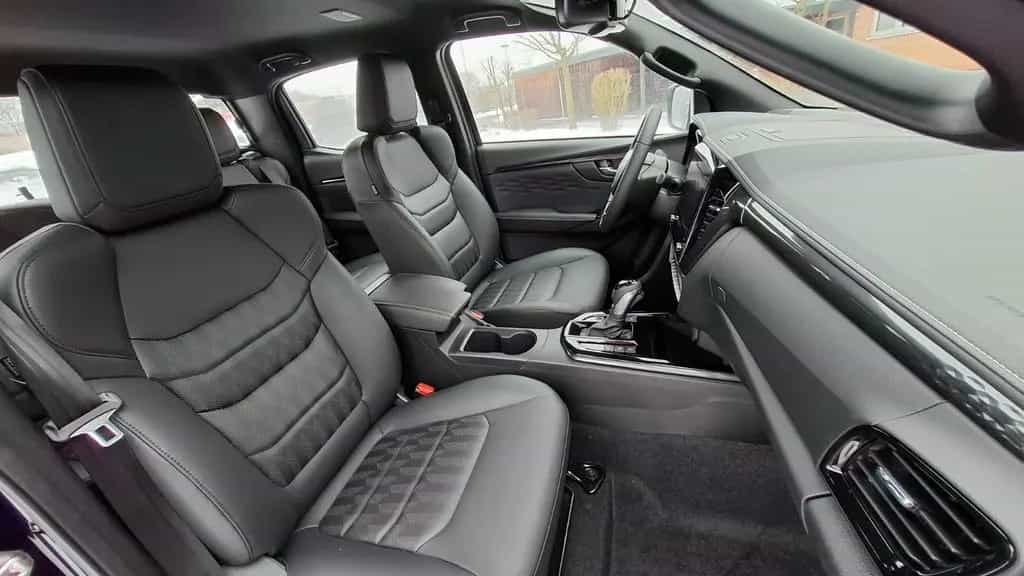Isuzu D-Max CrewCab LSE 4x4 EXKLUSIVE LEDER 06/2025-photo-10