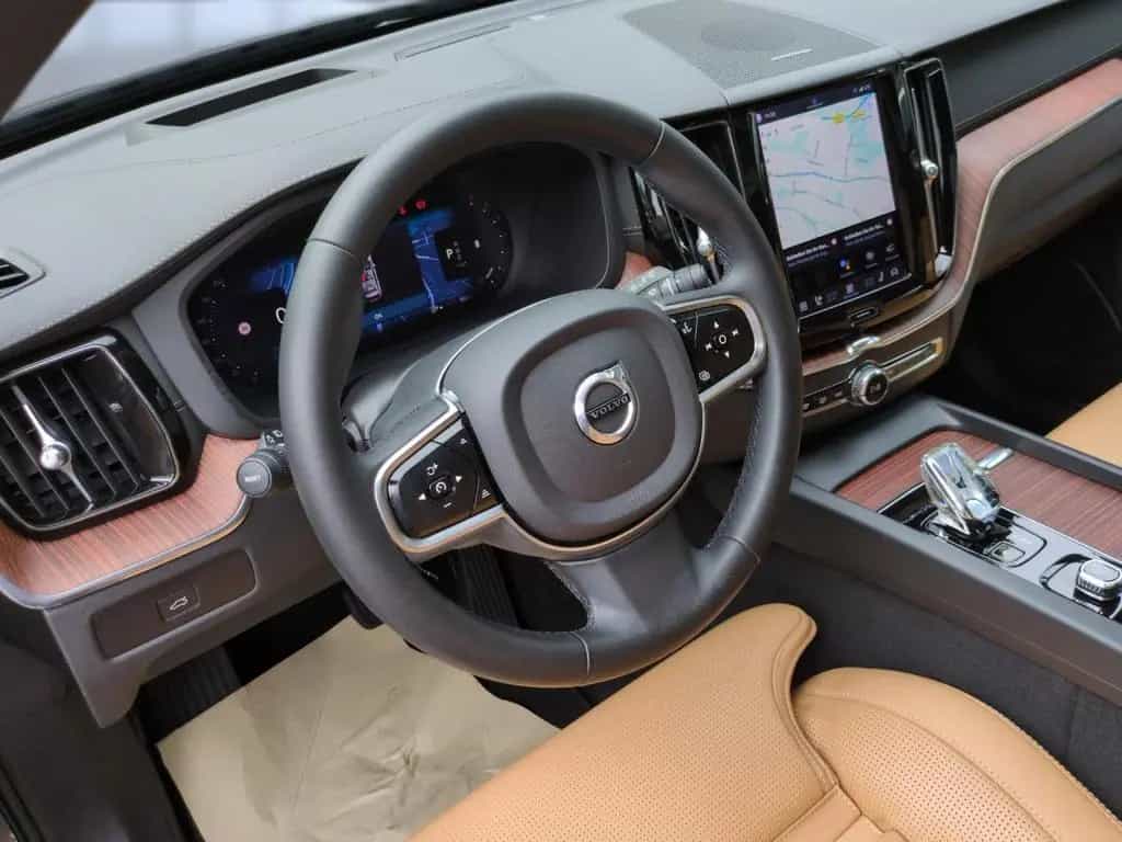 Volvo XC 60 Ultimate Dark AWD 03/2023-photo-12