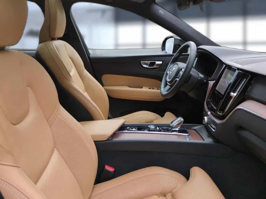 Volvo XC 60 Ultimate Dark AWD 03/2023-photo-20