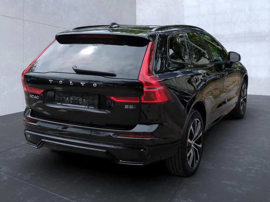 Volvo XC 60 Ultimate Dark AWD 03/2023-photo-4