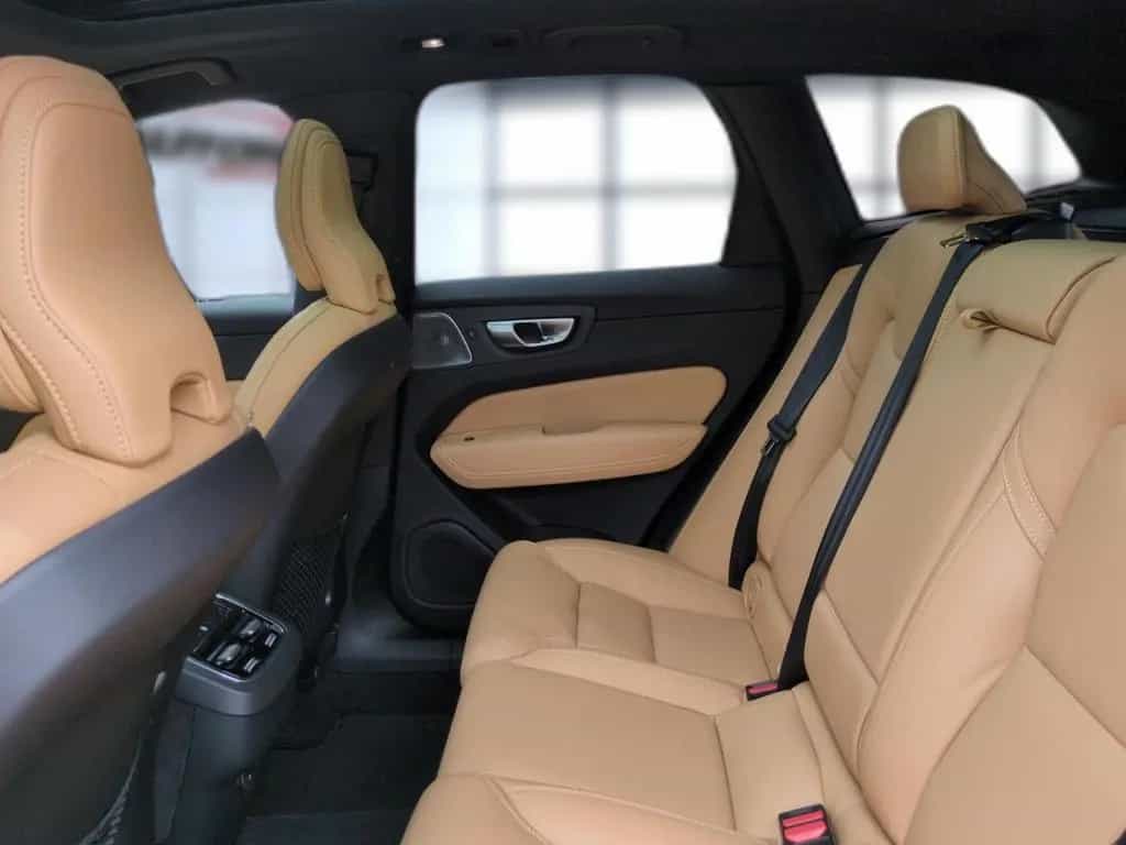 Volvo XC 60 Ultimate Dark AWD 01/2024-photo-16