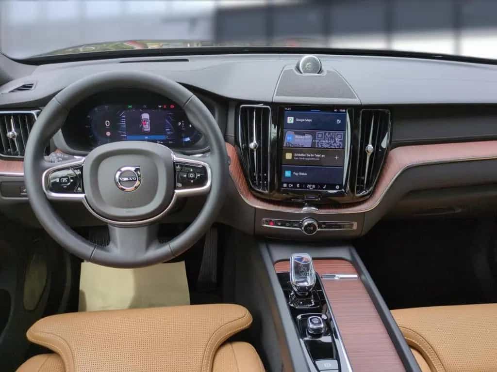 Volvo XC 60 Ultimate Dark AWD 01/2024-photo-18