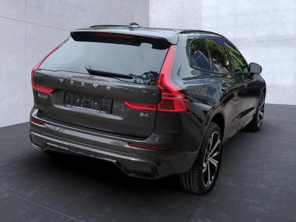 Volvo XC 60 Ultimate Dark AWD 01/2024-photo-4