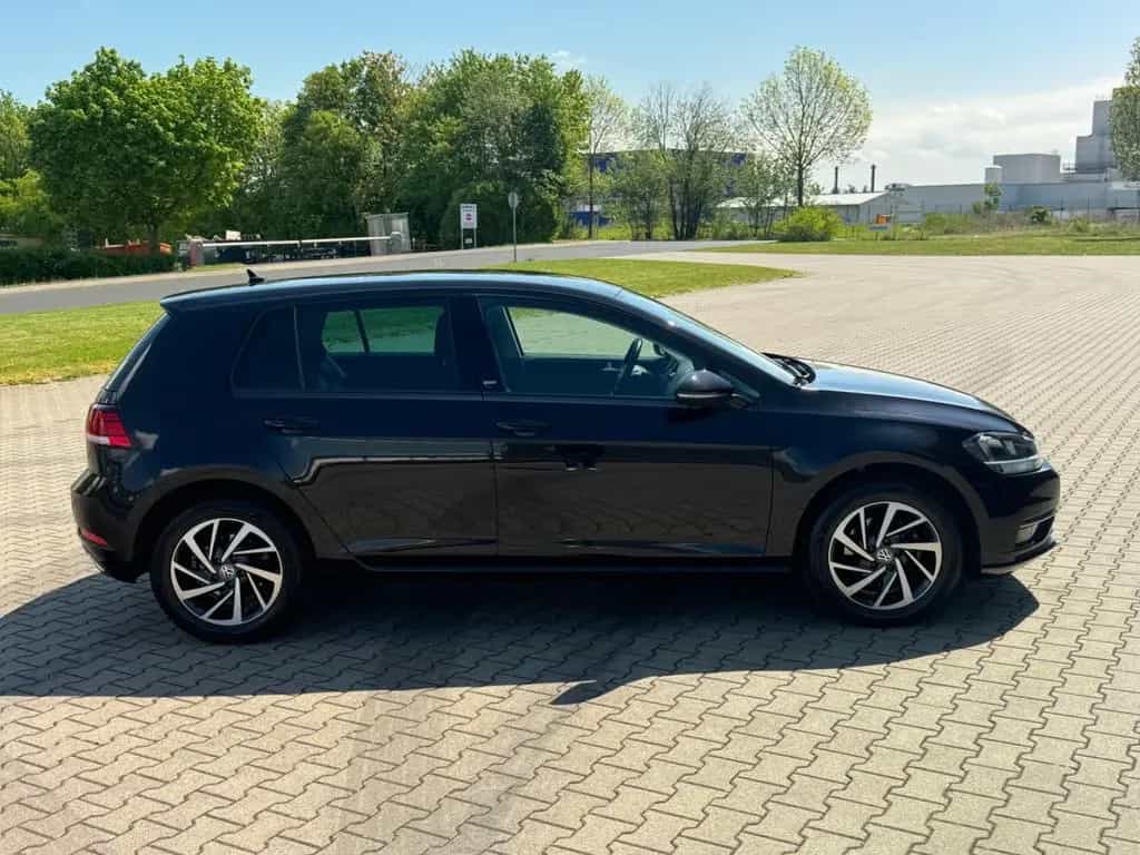 Volkswagen Golf 1.5 TSI Sound DSG ACC Navi SHZ App-Connect 12/2017-photo-4