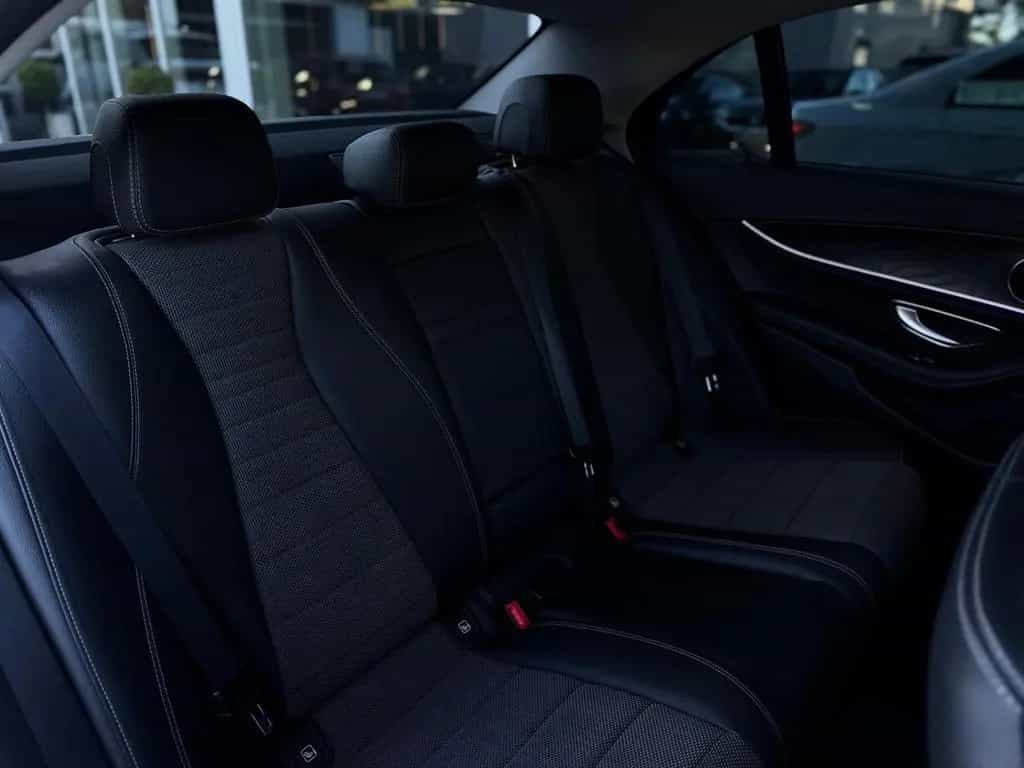 Mercedes-Benz E-Class d*Keyless-Go*PDC*CarPlay*Shz*LED*Ambiente 02/2019-photo-21