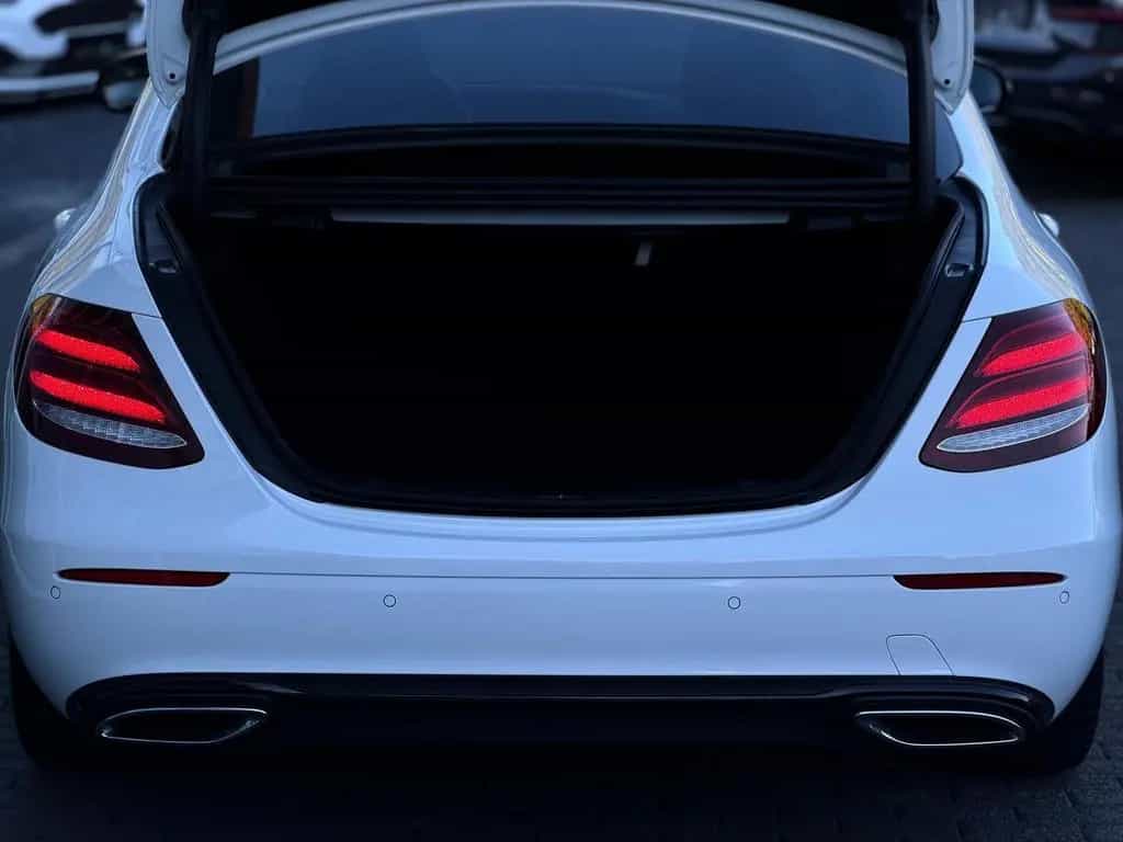 Mercedes-Benz E-Class d*Keyless-Go*PDC*CarPlay*Shz*LED*Ambiente 02/2019-photo-24