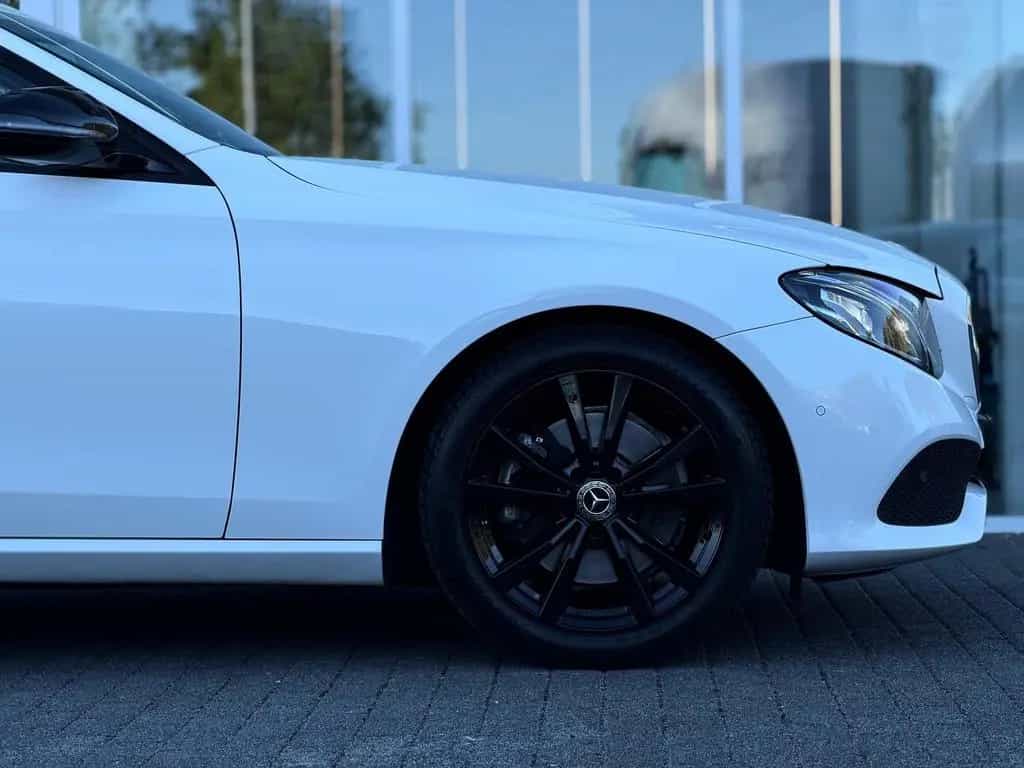 Mercedes-Benz E-Class d*Keyless-Go*PDC*CarPlay*Shz*LED*Ambiente 02/2019-photo-29