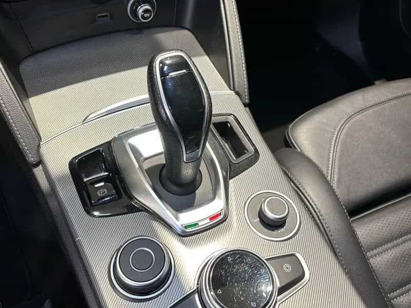 Alfa Romeo Stelvio 2.2 TD 210 CV Veloce AT8 Q4 02/2024-photo-14