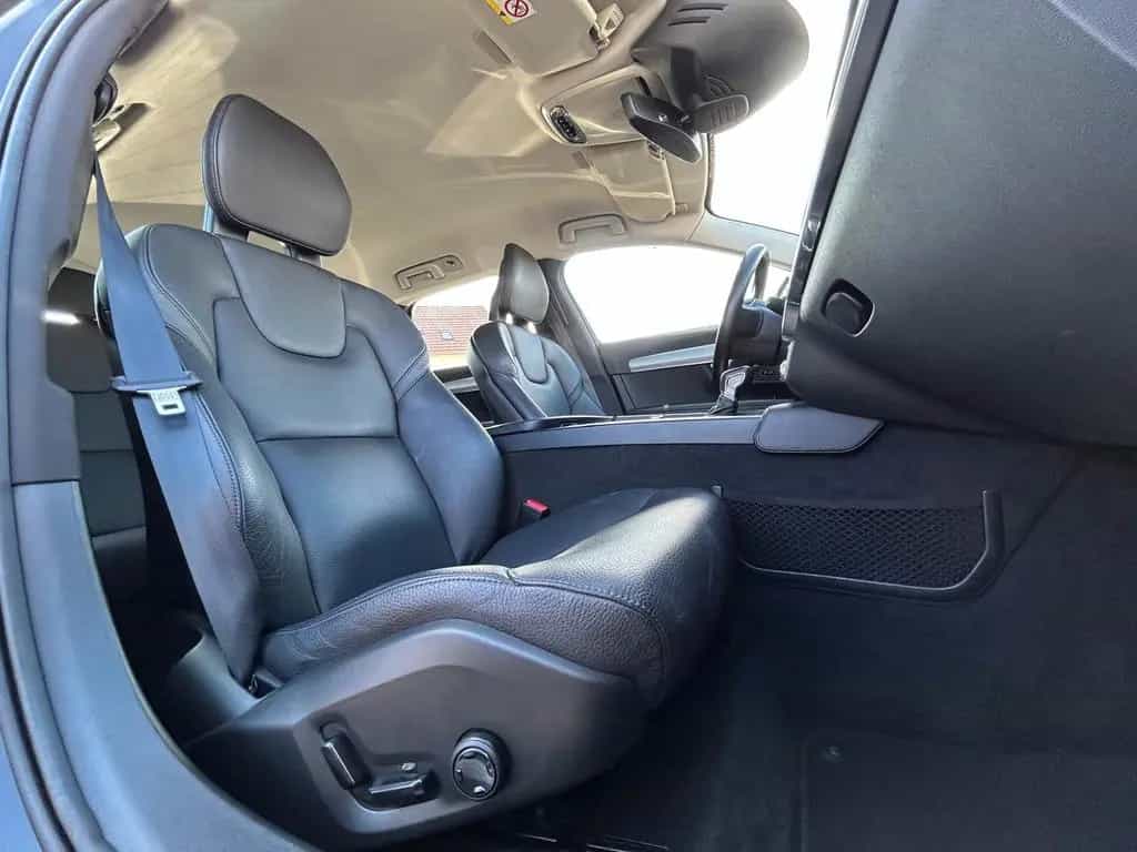 Volvo V90 MOMENTUM MEMORY + LANE ASSIST + AHK 02/2018-photo-10
