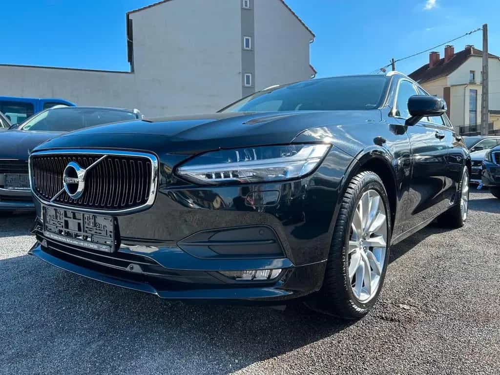 Volvo V90 MOMENTUM MEMORY + LANE ASSIST + AHK 02/2018-photo-2