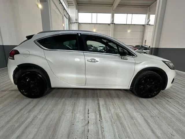 DS Automobiles DS4 Ds 4 Crossback BlueHDi 180 S&S EAT6 Sport Chic 04/2016-photo-10