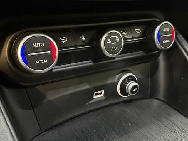 Alfa Romeo Stelvio 2.2 Turbodiesel 190CV AT8 Q4 11/2018-photo-11