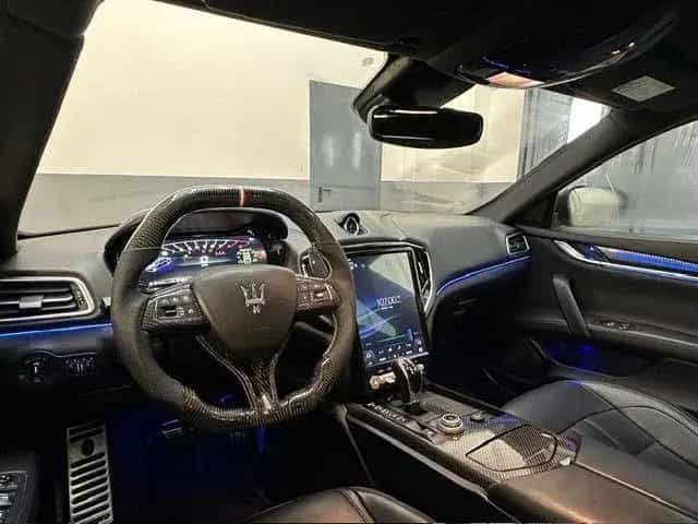 Maserati Ghibli V6 430 CV Q4 Trofeo 06/2018-photo-12
