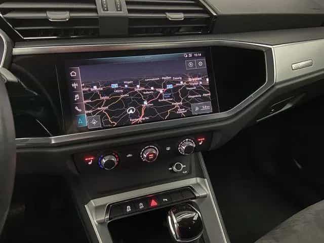 Audi Q3 35 TFSI S tron S line AHK#LR-Hzg#ACC#Alcantar 08/2019-photo-15