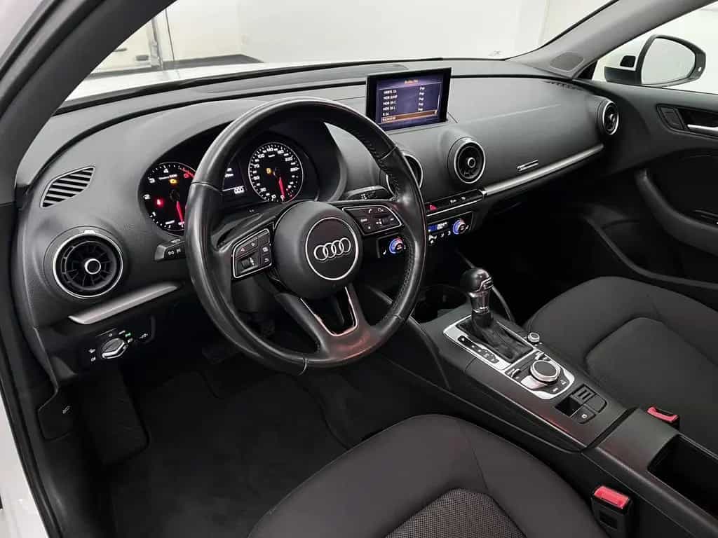 Audi A3 Sportback 35 TDI  S-tronic Xenon#Navi#St-Hzg. 07/2020-photo-13