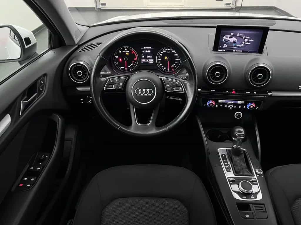 Audi A3 Sportback 35 TDI  S-tronic Xenon#Navi#St-Hzg. 07/2020-photo-14