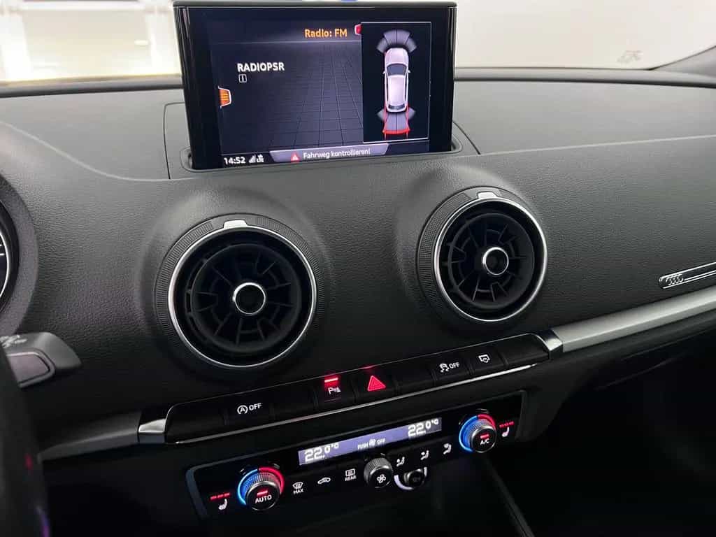 Audi A3 Sportback 35 TDI  S-tronic Xenon#Navi#St-Hzg. 07/2020-photo-19