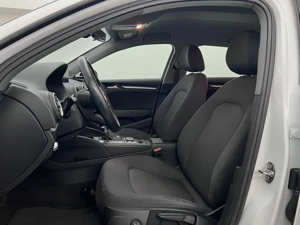 Audi A3 Sportback 35 TDI  S-tronic Xenon#Navi#St-Hzg. 07/2020-photo-8