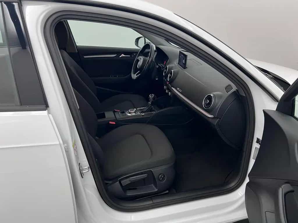 Audi A3 Sportback 35 TDI  S-tronic Xenon#Navi#St-Hzg. 07/2020-photo-9