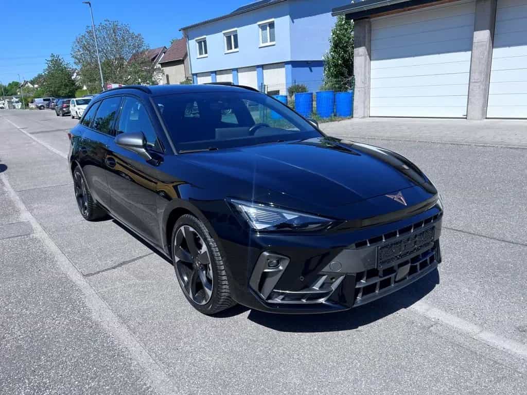 Cupra Leon ST 1.5eTSI DSG PaXL TravelAs EdgePa RFK 01/2025-photo-2