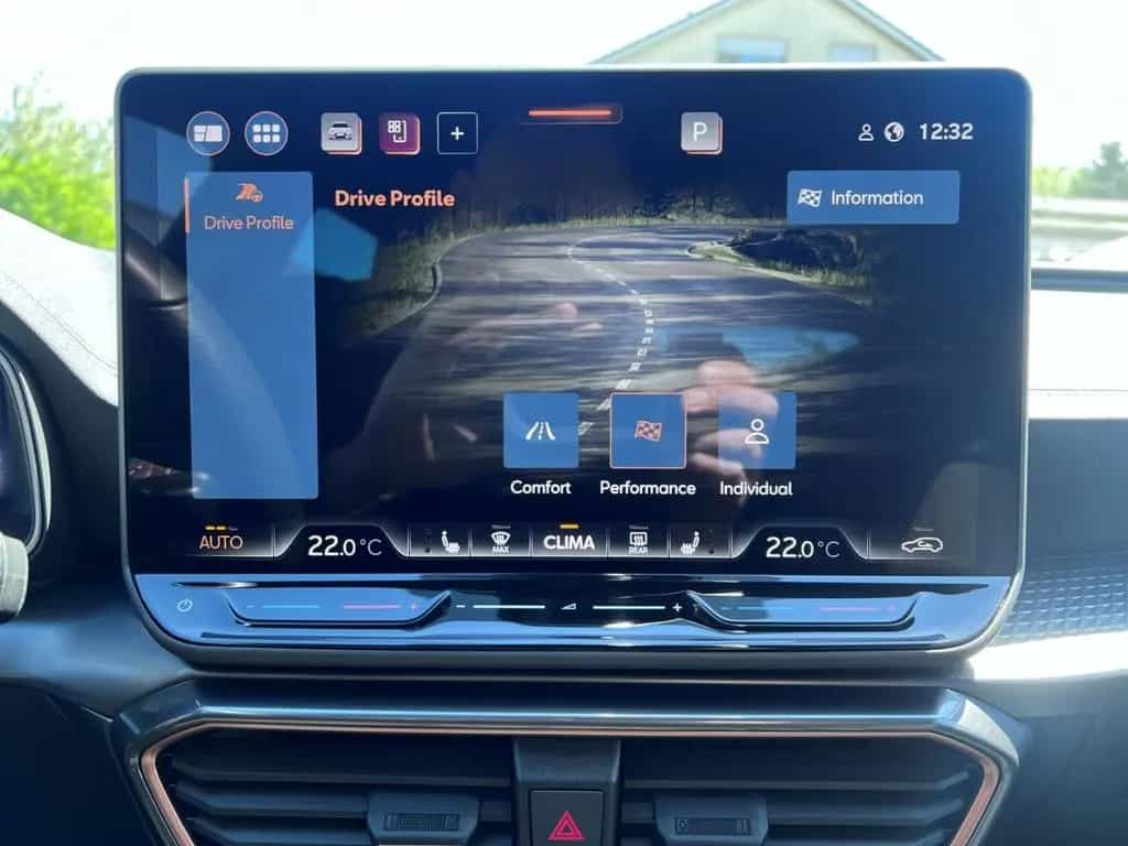 Cupra Leon ST 1.5eTSI DSG PaXL TravelAs EdgePa RFK 01/2025-photo-21