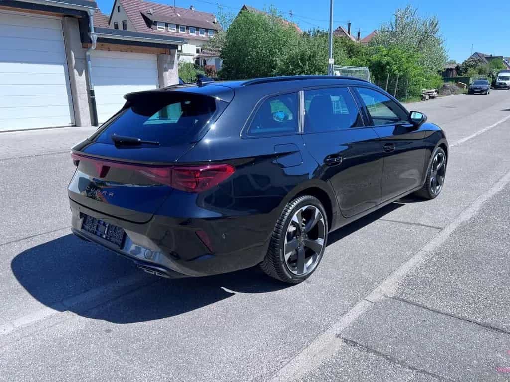 Cupra Leon ST 1.5eTSI DSG PaXL TravelAs EdgePa RFK 01/2025-photo-4