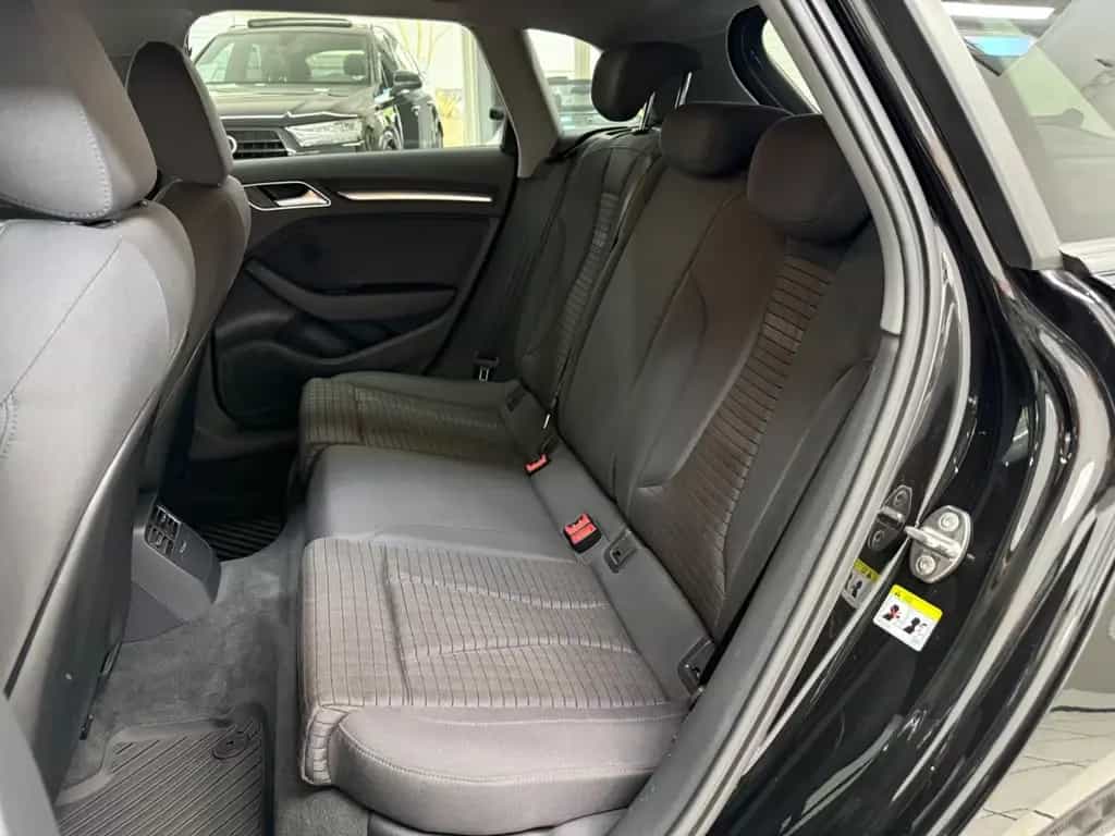 Audi A3 Sportback 40 TFSI Quattro Sport*Standheizung* 10/2019-photo-15