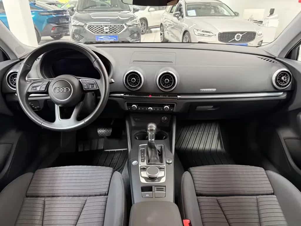 Audi A3 Sportback 40 TFSI Quattro Sport*Standheizung* 10/2019-photo-16