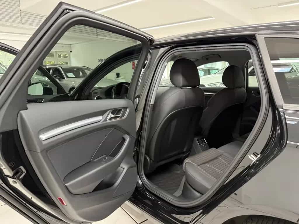 Audi A3 Sportback 40 TFSI Quattro Sport*Standheizung* 10/2019-photo-8