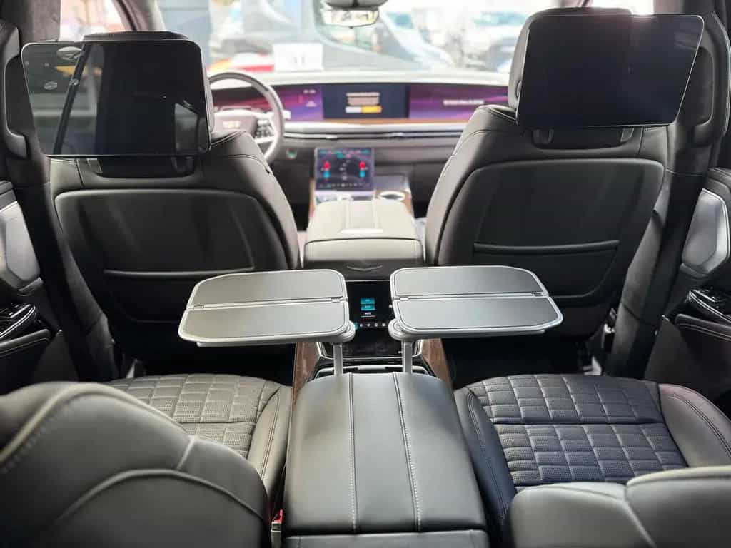 Cadillac Escalade ESV 6.2 V8 Platinum Sport ABV +24" 2026 null-photo-21
