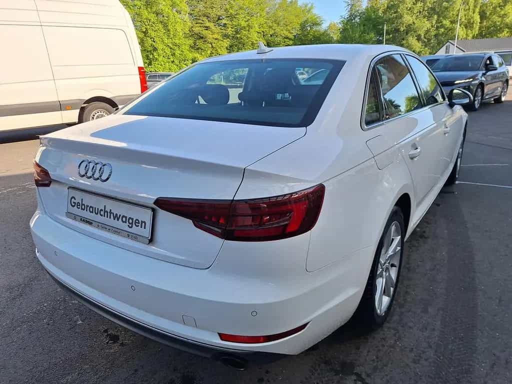 Audi A4 Limousine Sport 2.0 TFSI B&O LED AHK Massage 07/2018-photo-13