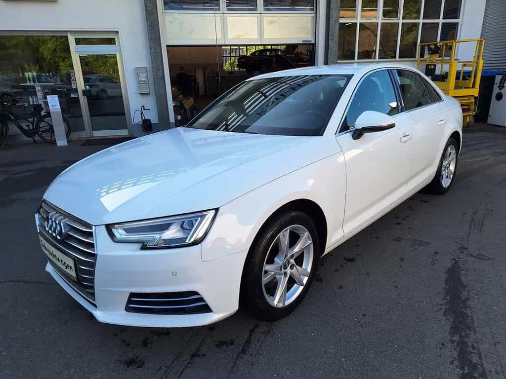 Audi A4 Limousine Sport 2.0 TFSI B&O LED AHK Massage 07/2018-photo-4