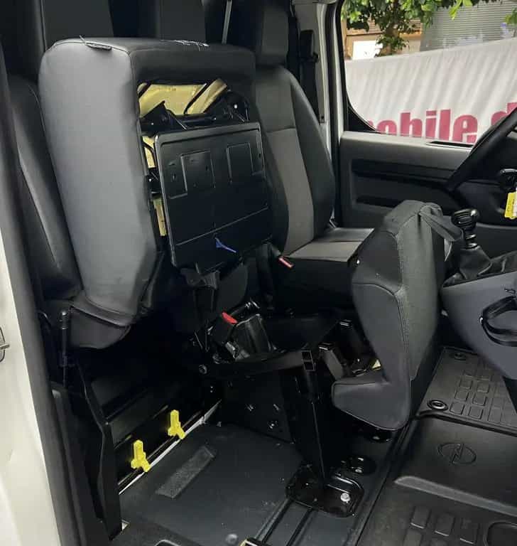 Opel Vivaro Edition Lang L3 2.0 D 90 KW AHK Klima PDC 11/2020-photo-21