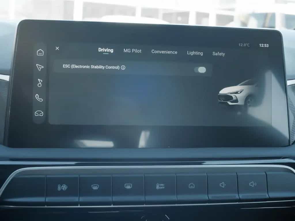 MG MG3 3 1.5 ICE Comfort KLIMA PDC RÜCKFAHRKAMERA NAVI 09/2025-photo-12