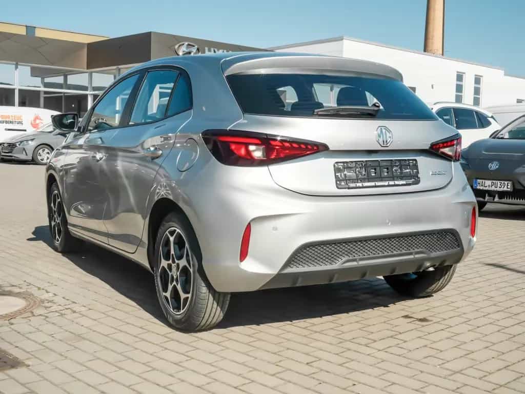MG MG3 3 1.5 ICE Comfort KLIMA PDC RÜCKFAHRKAMERA NAVI 09/2025-photo-2