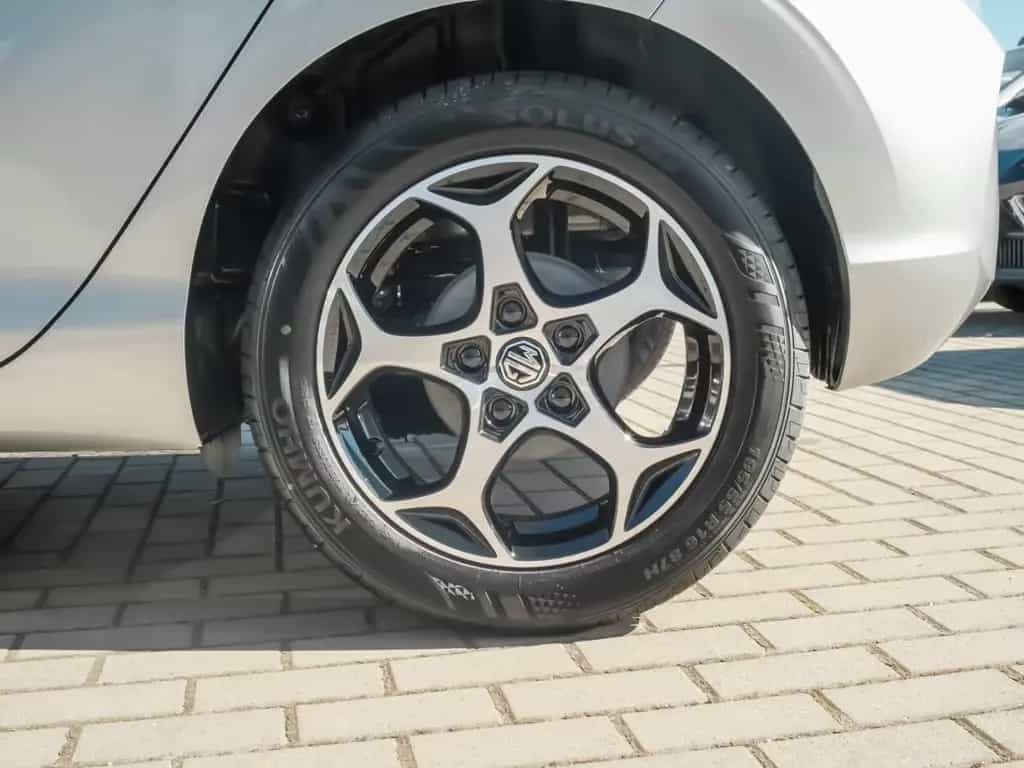 MG MG3 3 1.5 ICE Comfort KLIMA PDC RÜCKFAHRKAMERA NAVI 09/2025-photo-3