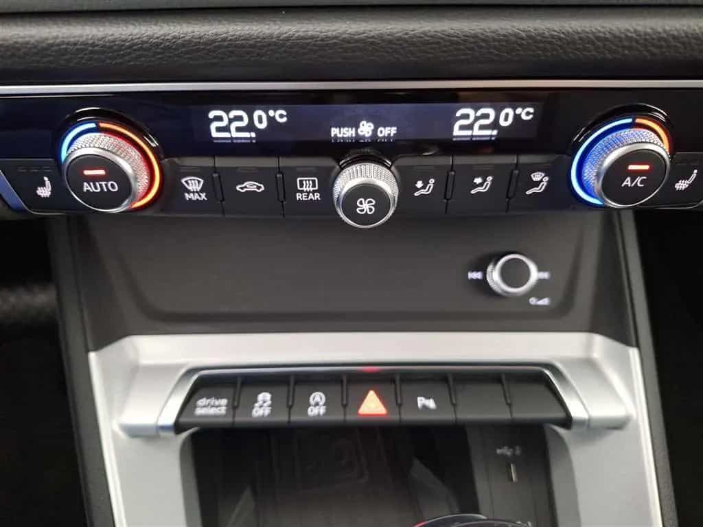 Audi Q3 Sportback S line 45 2.0 TFSI  Quattro S-troni 11/2023-photo-33