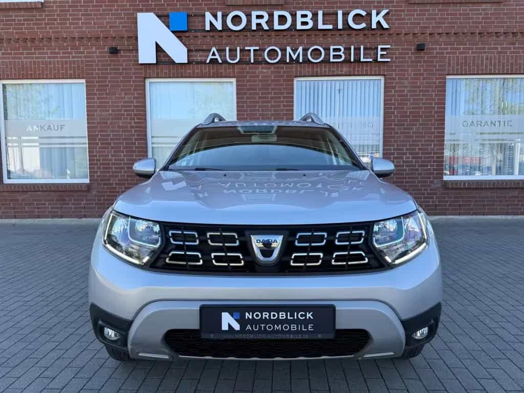Dacia Duster II Comfort *LED*Kamera*25TKM*Garantie* 07/2018-photo-1