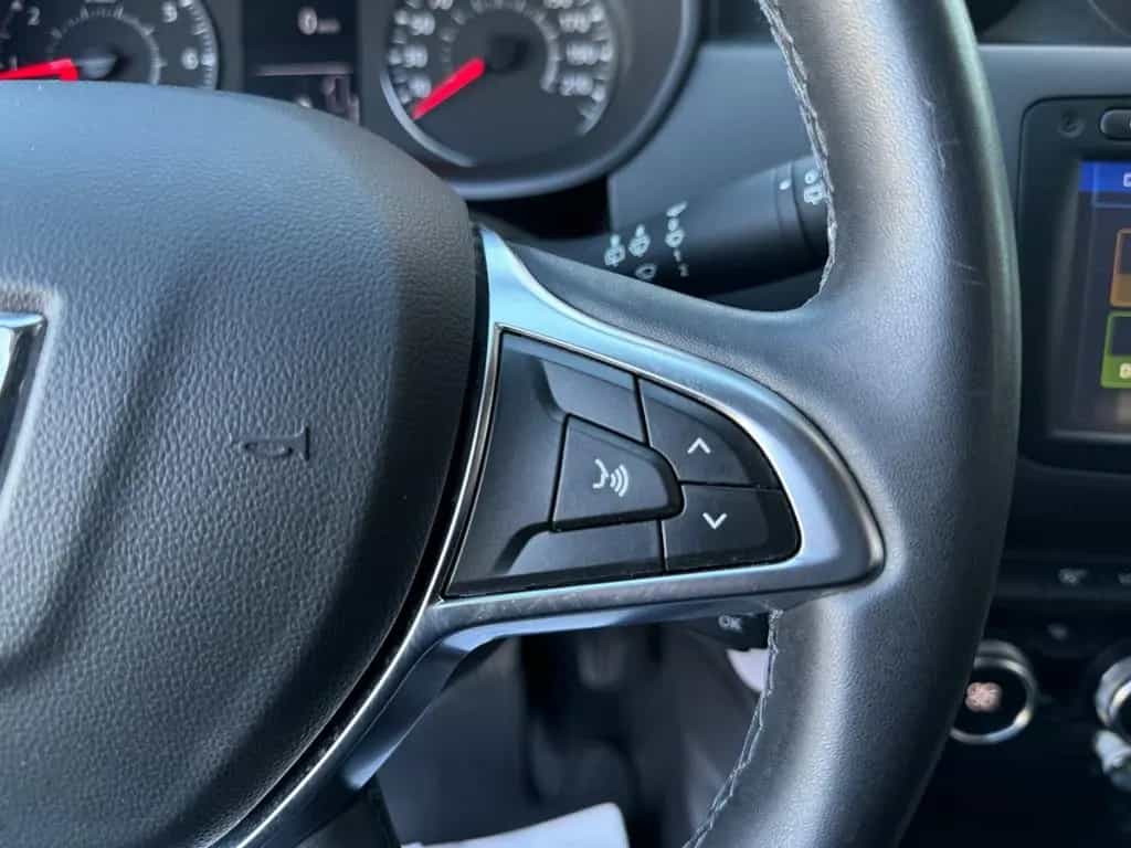 Dacia Duster II Comfort *LED*Kamera*25TKM*Garantie* 07/2018-photo-17