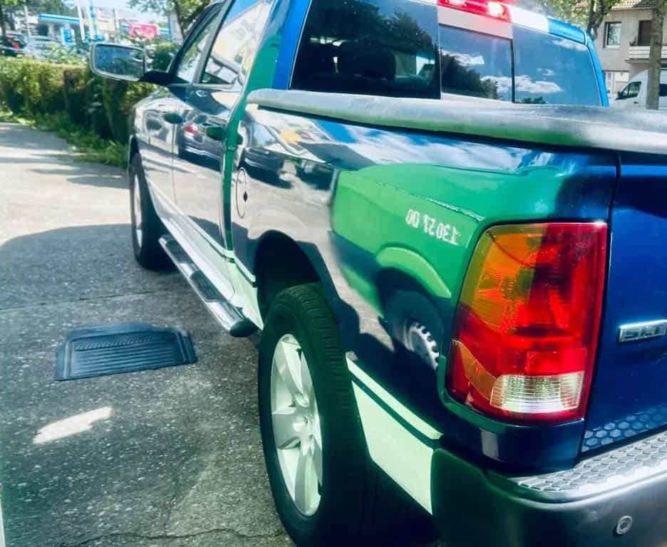Dodge RAM 1500 SLT 4.7 Liter Gen 4 6 Sitzer 06/2010-photo-6